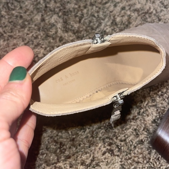 Rag & Bone Margot Heeled Bootie in Stone Waxy Suede in Size 39 - Picture 10 of 12